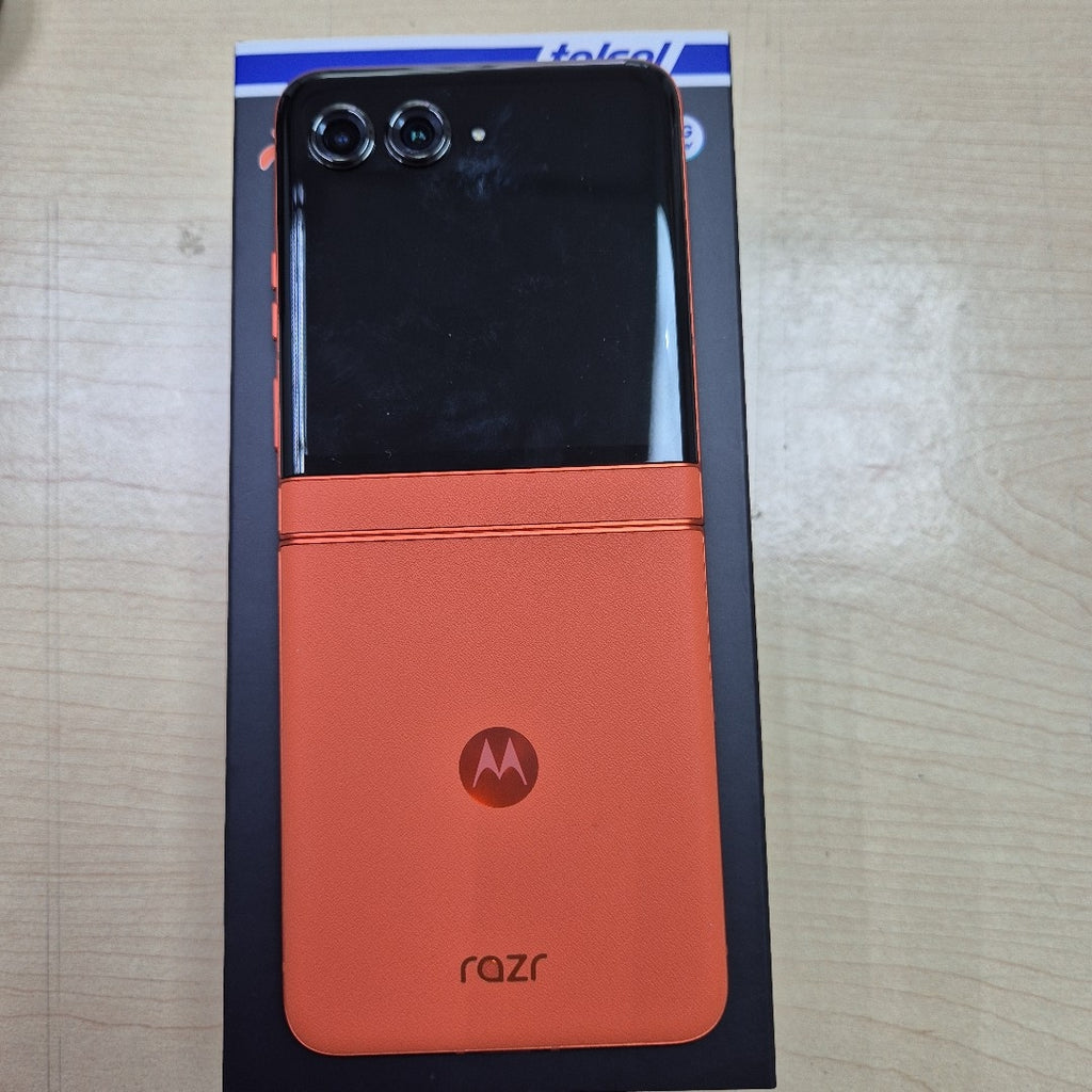 CELULAR MOTOROLA RAZR 50 5G XT2453-1 512 GB 12 GB RAM (SEMINUEVO)