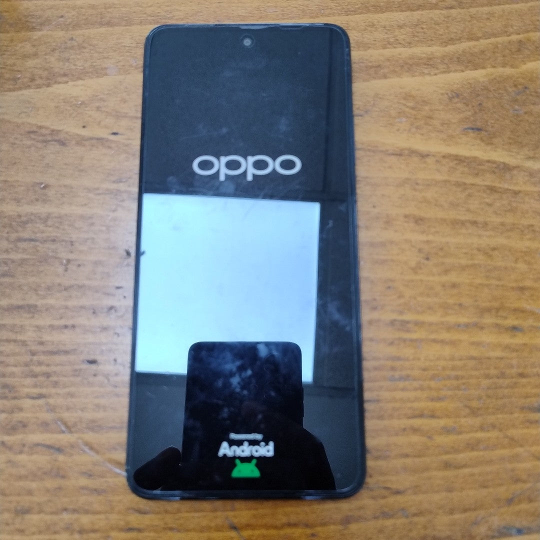 CELULAR OPPO  A80 5G CPH2639 (2024) 256 GB 8 GB RAM (SEMINUEVO)