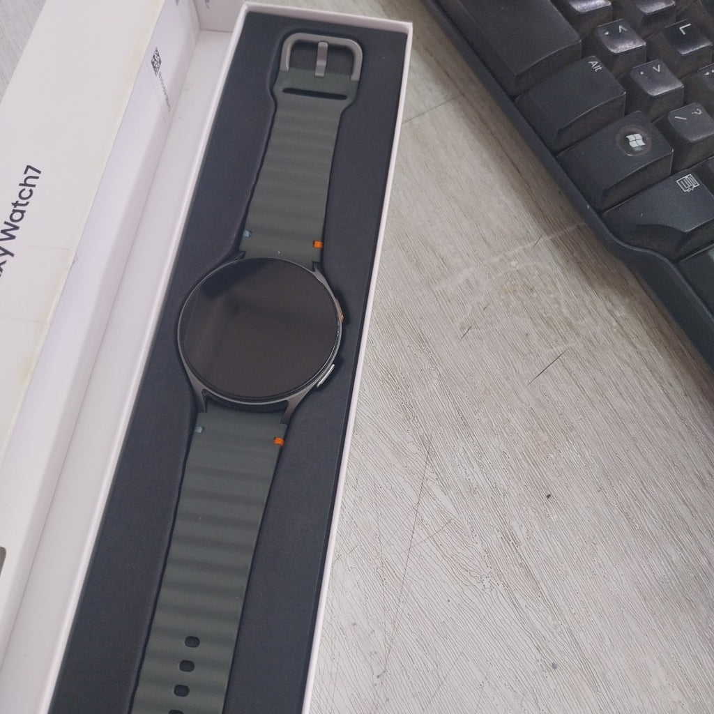 SMARTWATCH SAMSUNG GALAXY WATCH 7 SM-L310 44 MM GPS (SEMINUEVO)