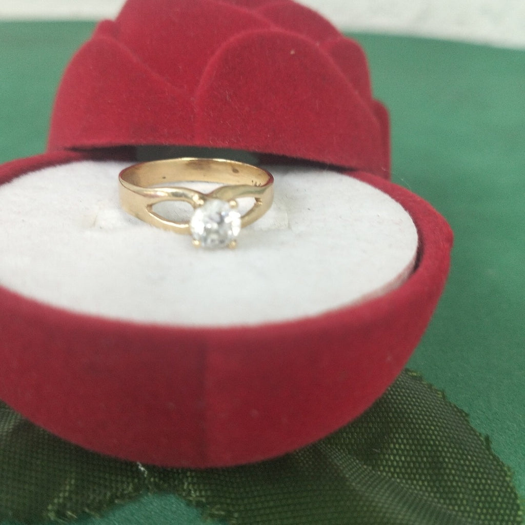 SOLITARIO ORO 14 K 2 GRMS (SEMINUEVO)