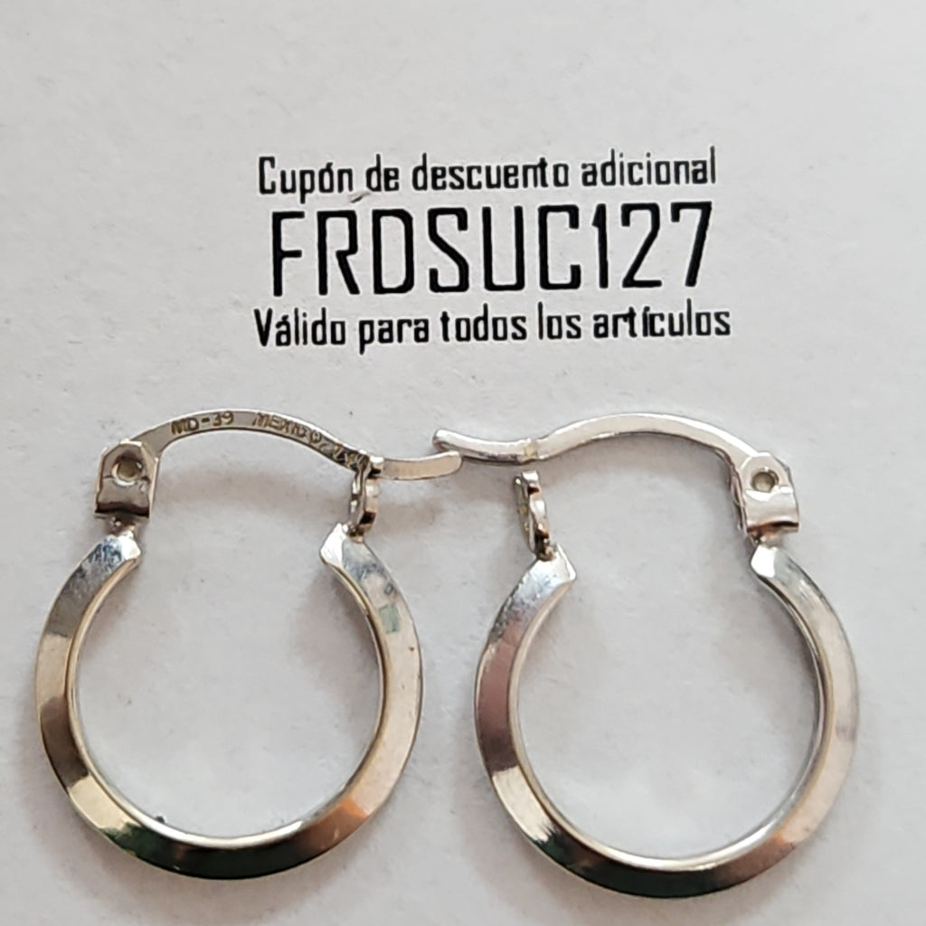 ARRACADAS PAR ORO BLANCO 14 K 1.1 GRMS (SEMINUEVO)