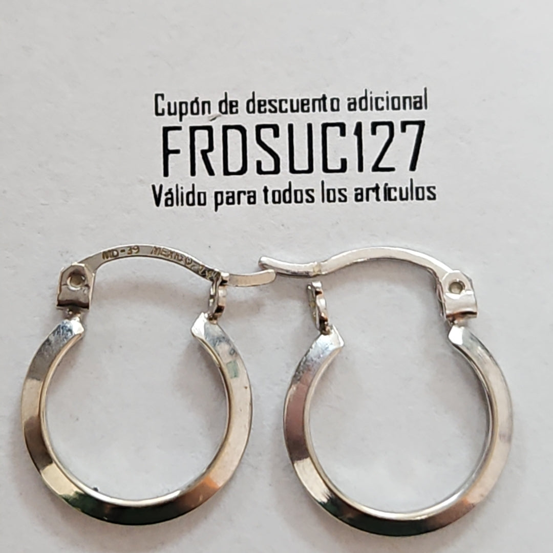 ARRACADAS PAR ORO BLANCO 14 K 1.1 GRMS (SEMINUEVO)