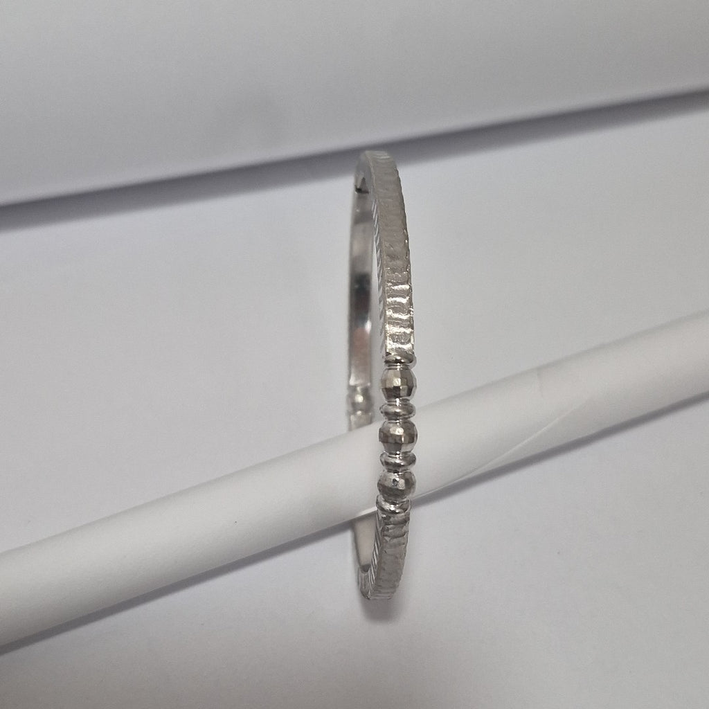 PULSERA RIGIDA ORO BLANCO 14 K 10.4 GRMS (SEMINUEVO)