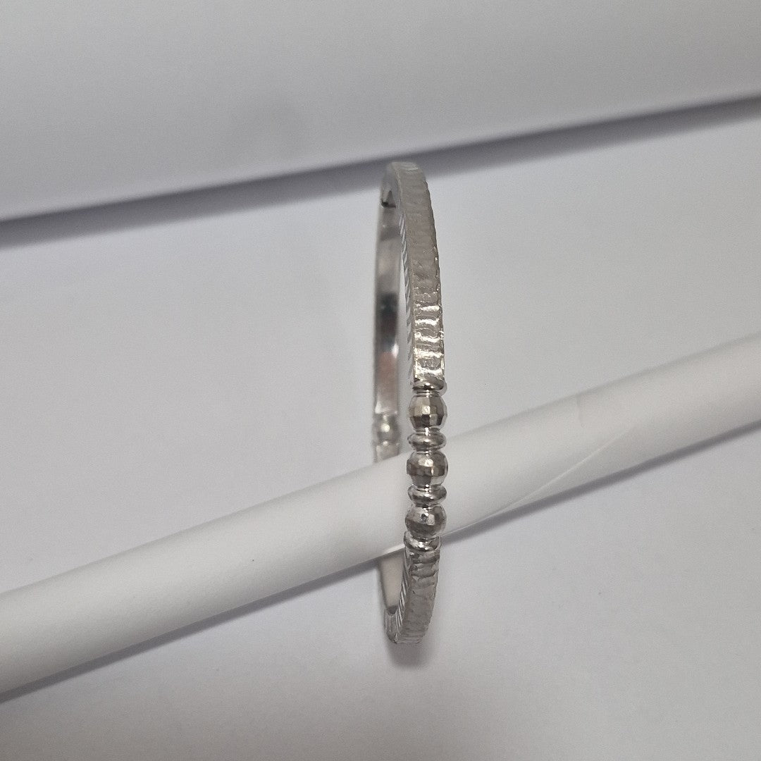 PULSERA RIGIDA ORO BLANCO 14 K 10.4 GRMS (SEMINUEVO)