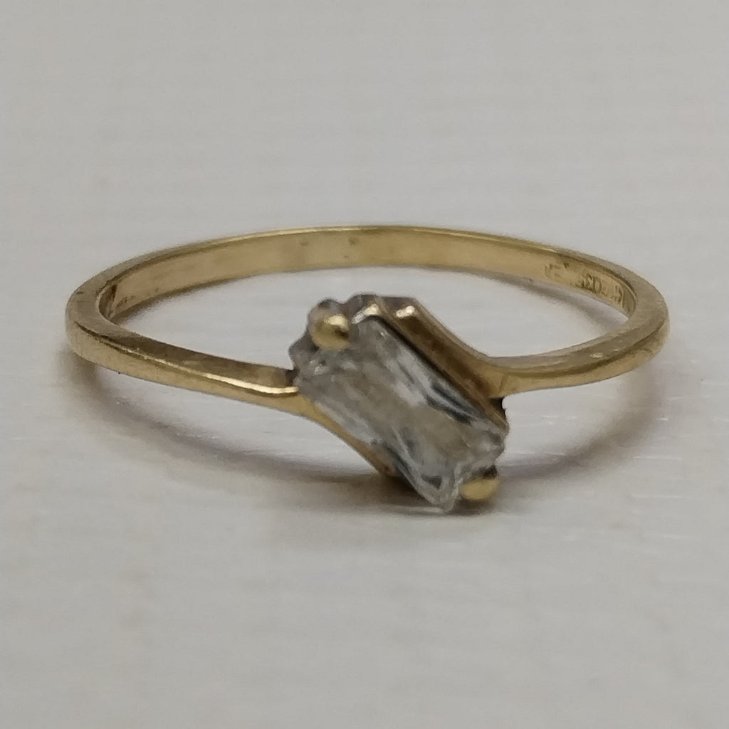 SOLITARIO ORO 14 K 1.3 GRMS (SEMINUEVO)