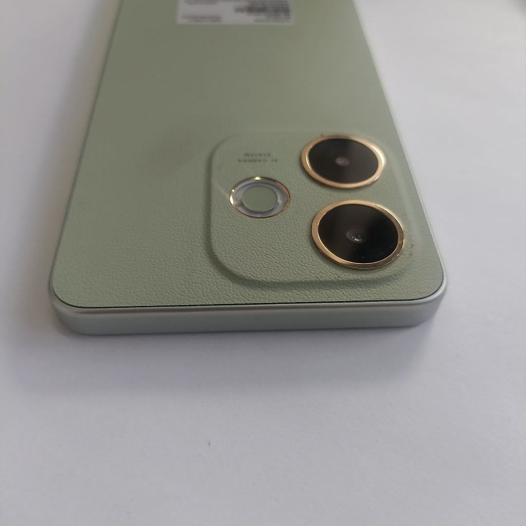 CELULAR OPPO  A5 PRO CPH2711 (2025) 256 GB 8 GB RAM (SEMINUEVO)