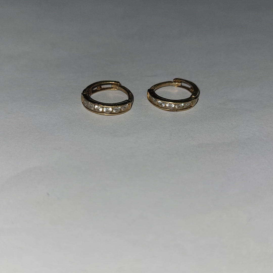 ARRACADAS PAR ORO 10 K 0.6 GRMS (SEMINUEVO)