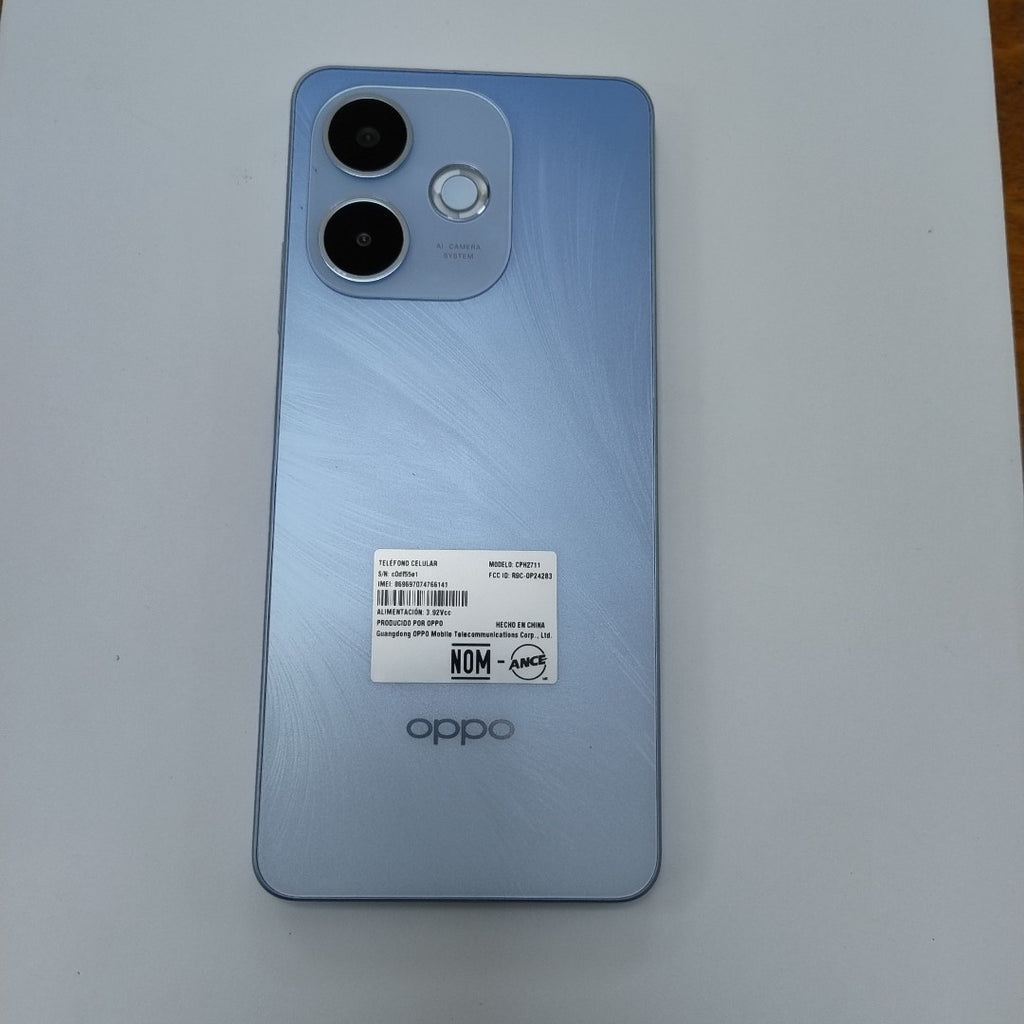 CELULAR OPPO  A5 PRO CPH2711 (2025) 256 GB 8 GB RAM (SEMINUEVO)