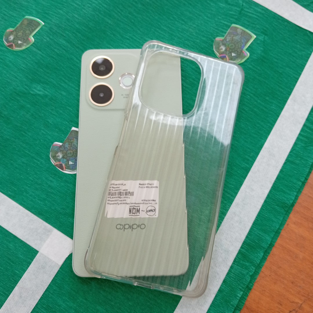 CELULAR OPPO  A5 PRO CPH2711 (2025) 256 GB 8 GB RAM (SEMINUEVO)