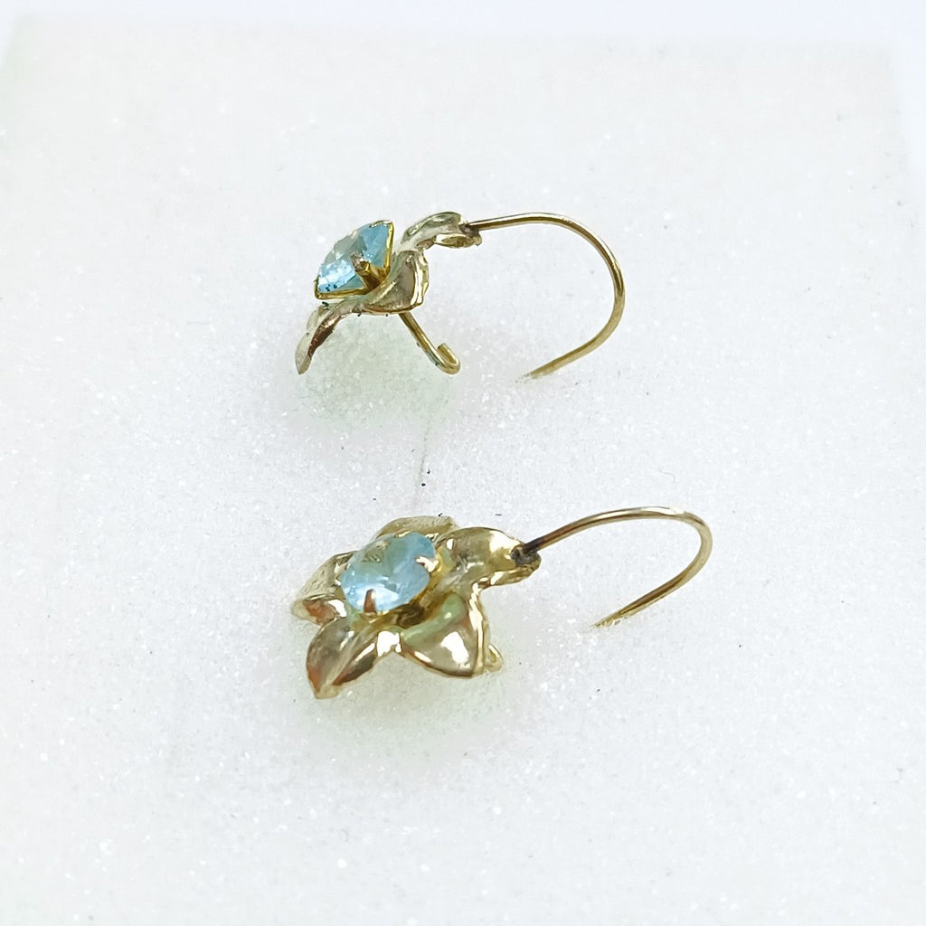 ARETES PAR ORO 14 K 0.8 GRMS (SEMINUEVO)