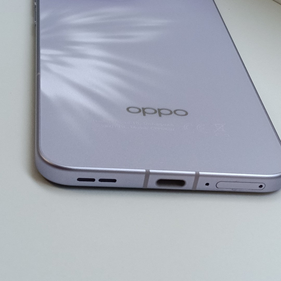 CELULAR OPPO  RENO13 5G CPH2697 (2024) 512 GB 12 GB RAM (SEMINUEVO)