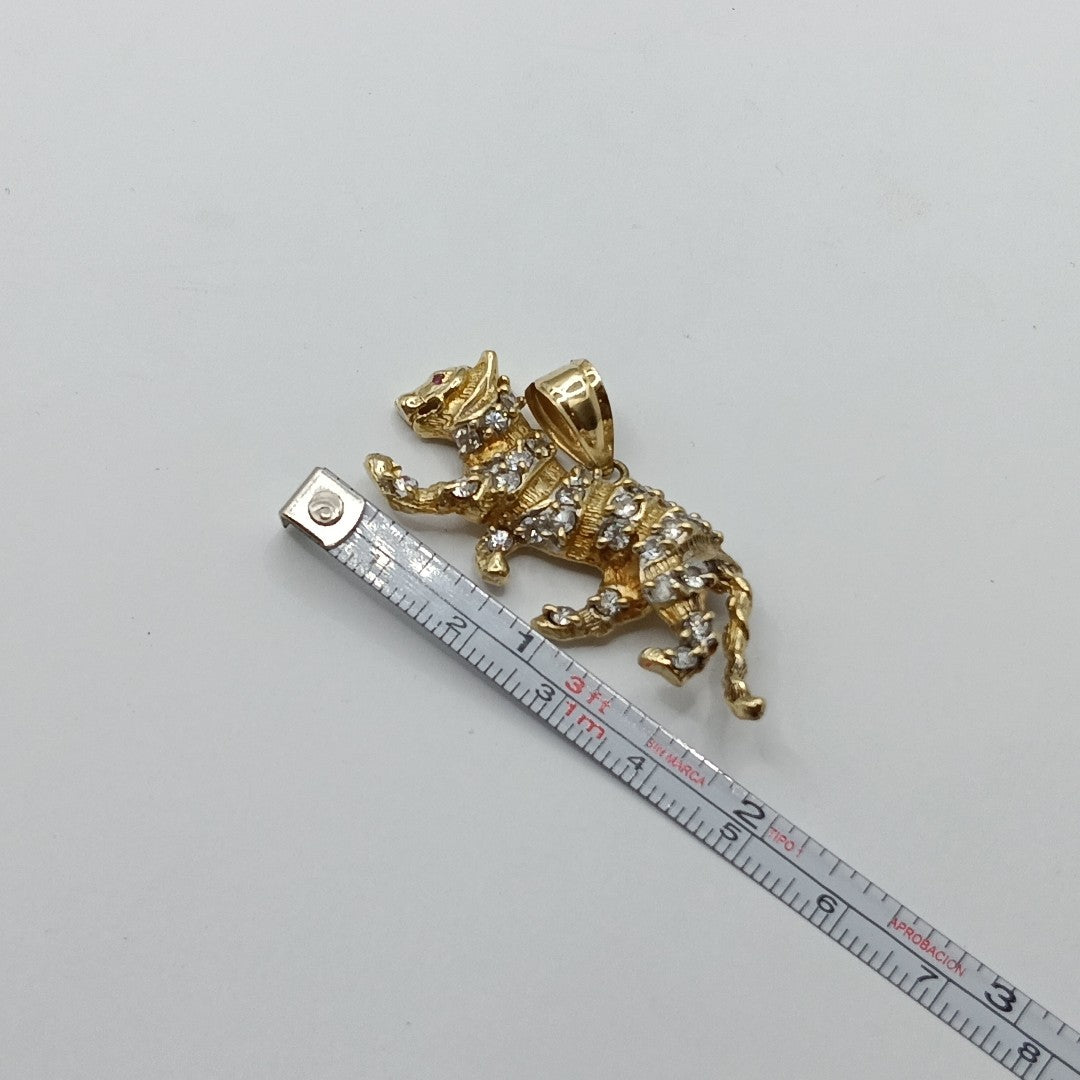 DIJE ORO 14 K 8.2 GRMS (SEMINUEVO)