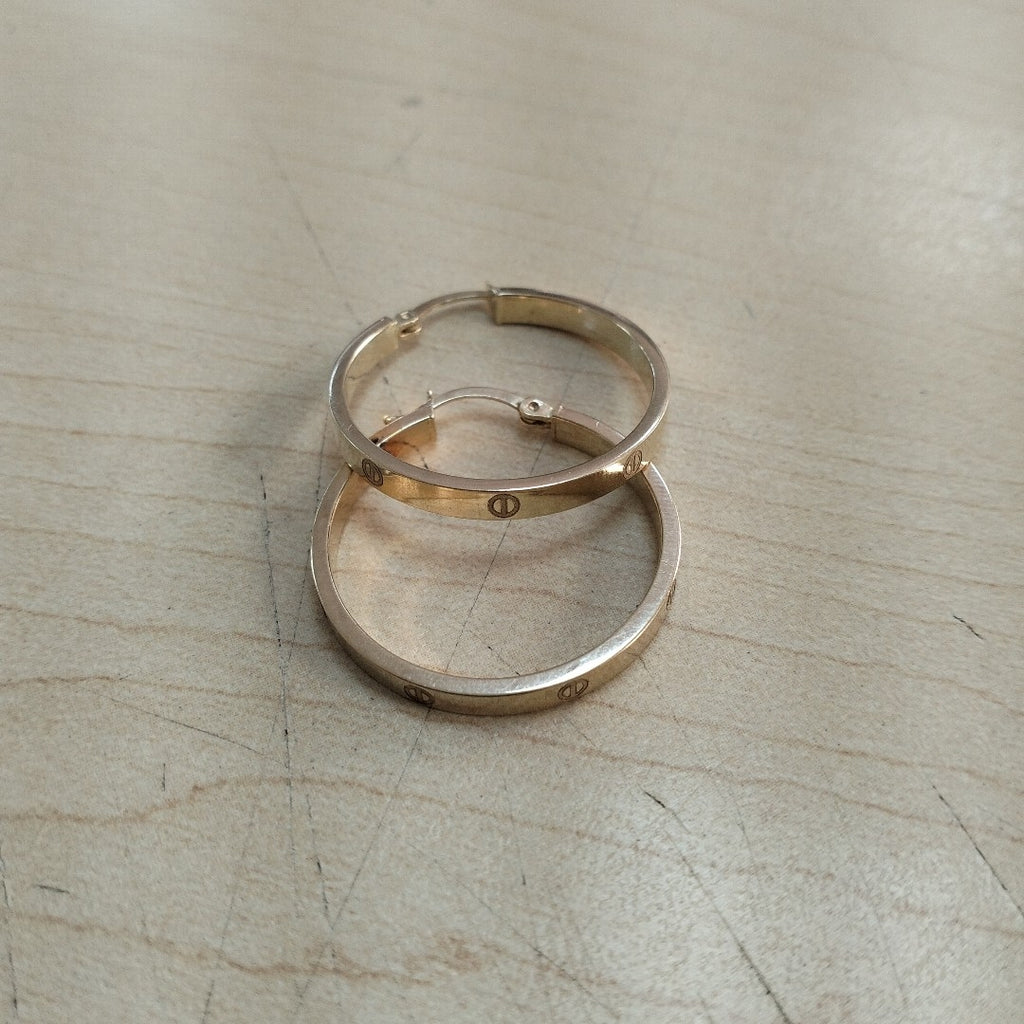 ARRACADAS PAR ORO 14 K 3.4 GRMS (SEMINUEVO)