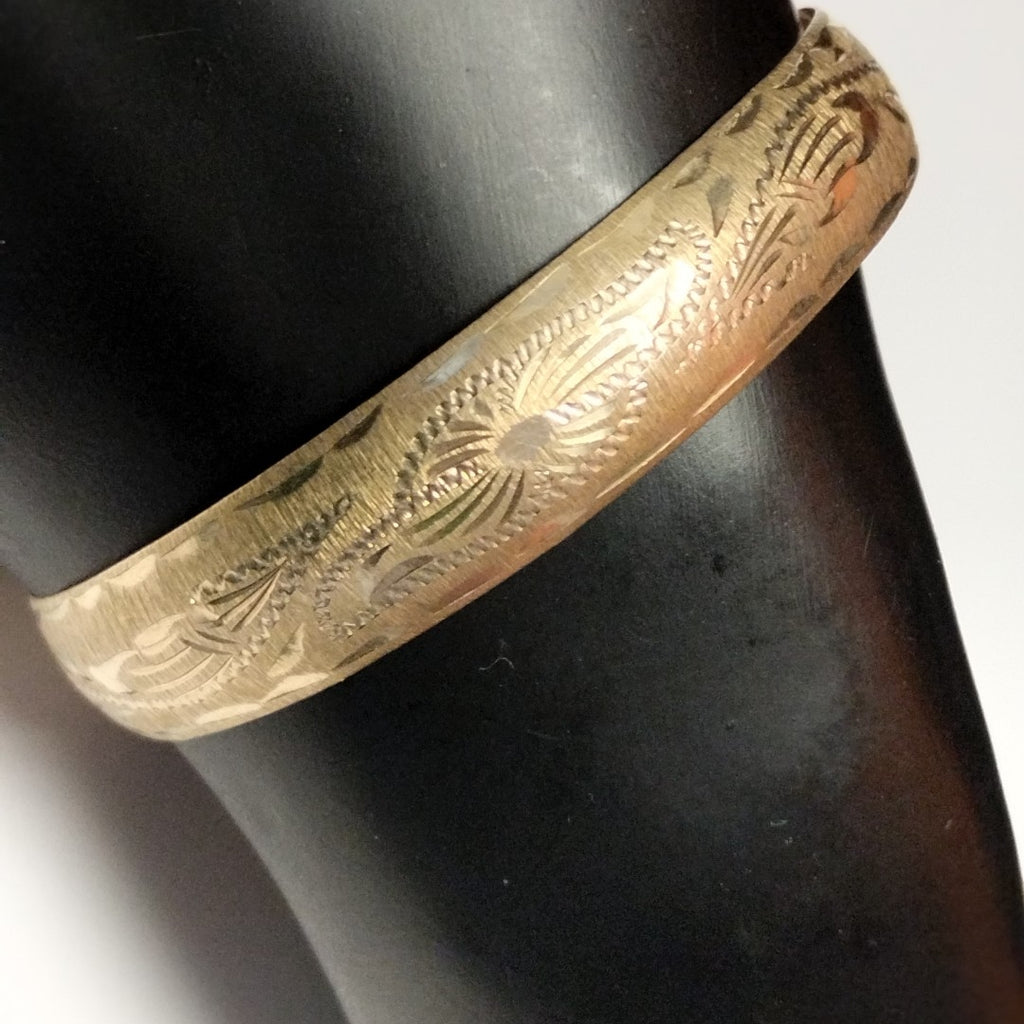 PULSERA RIGIDA ORO 8 K 6.5 GRMS (SEMINUEVO)