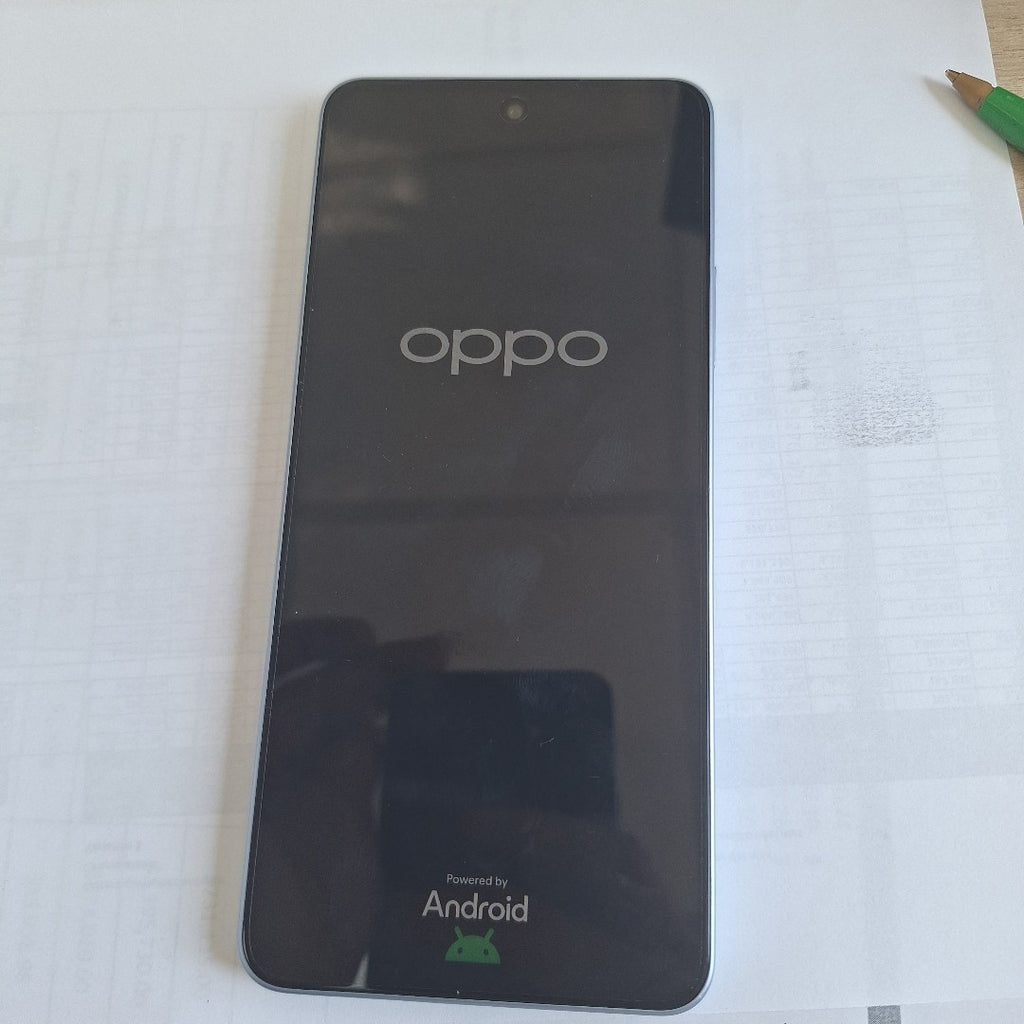 CELULAR OPPO  A5 PRO CPH2711 (2025) 256 GB 8 GB RAM (SEMINUEVO)