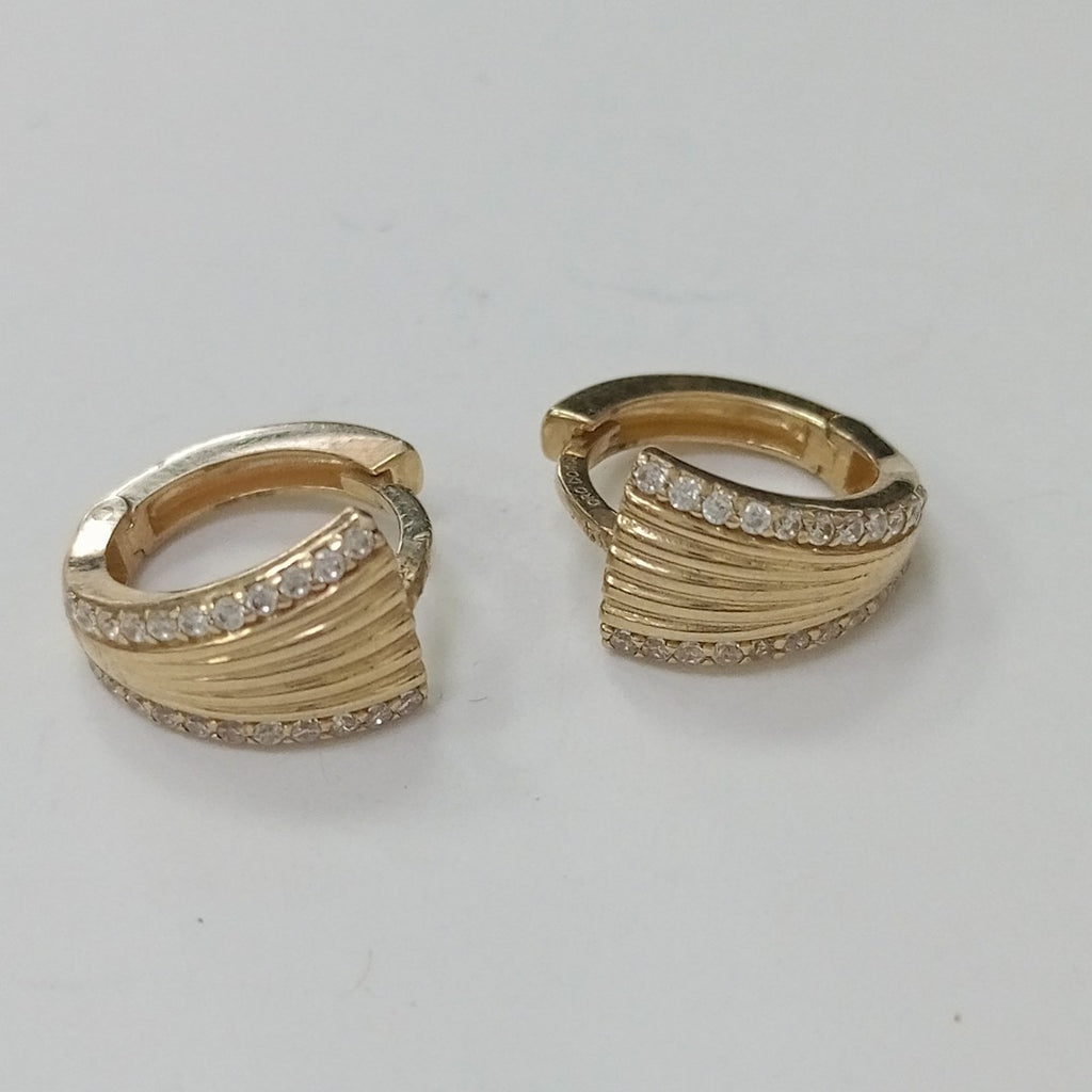 ARRACADAS PAR ORO 14 K 2.7 GRMS (SEMINUEVO)