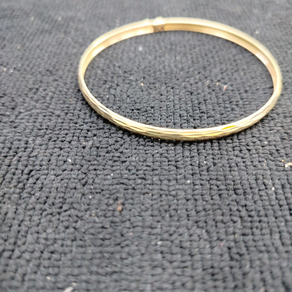 PULSERA RIGIDA ORO 10 K 4.2 GRMS (SEMINUEVO)