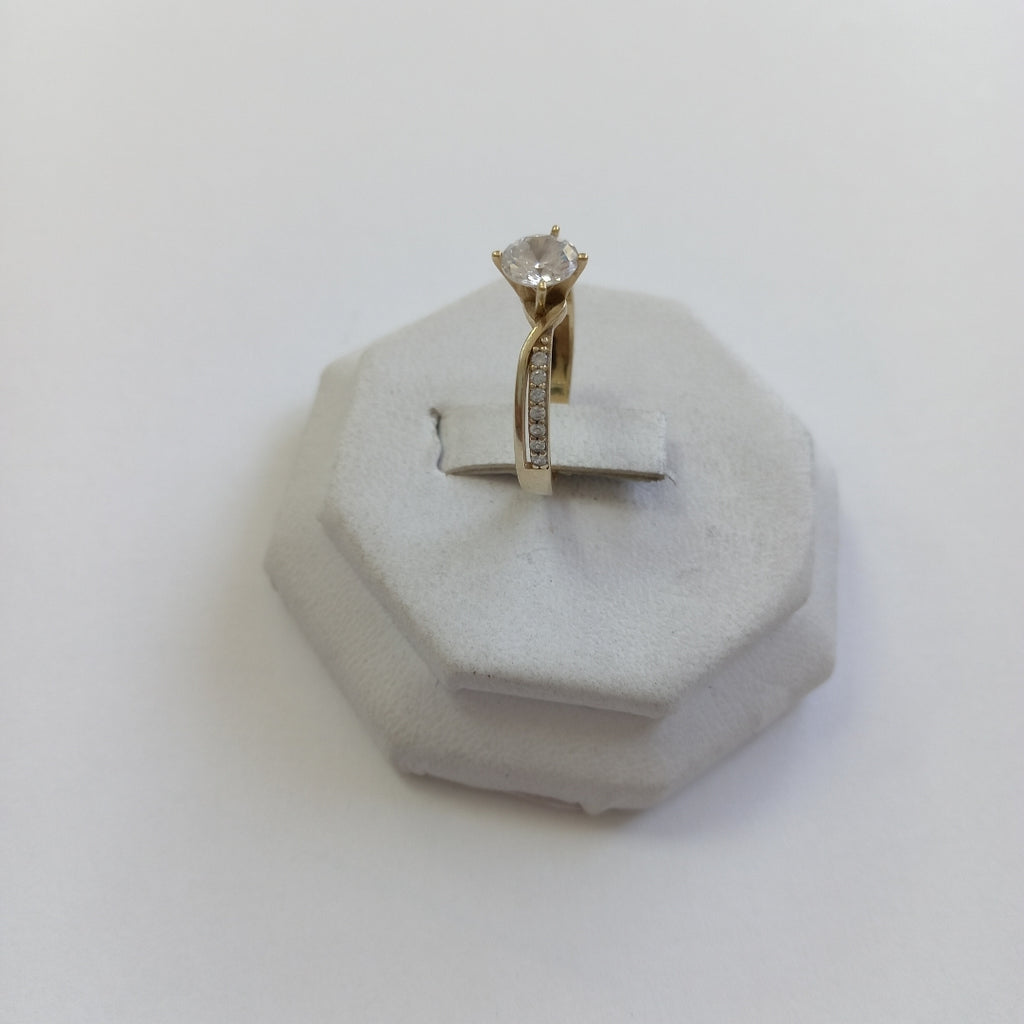 SOLITARIO ORO 10 K 1.8 GRMS (SEMINUEVO)