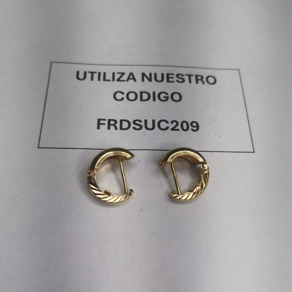 ARETES PAR ORO 14 K 2.9 GRMS (SEMINUEVO)
