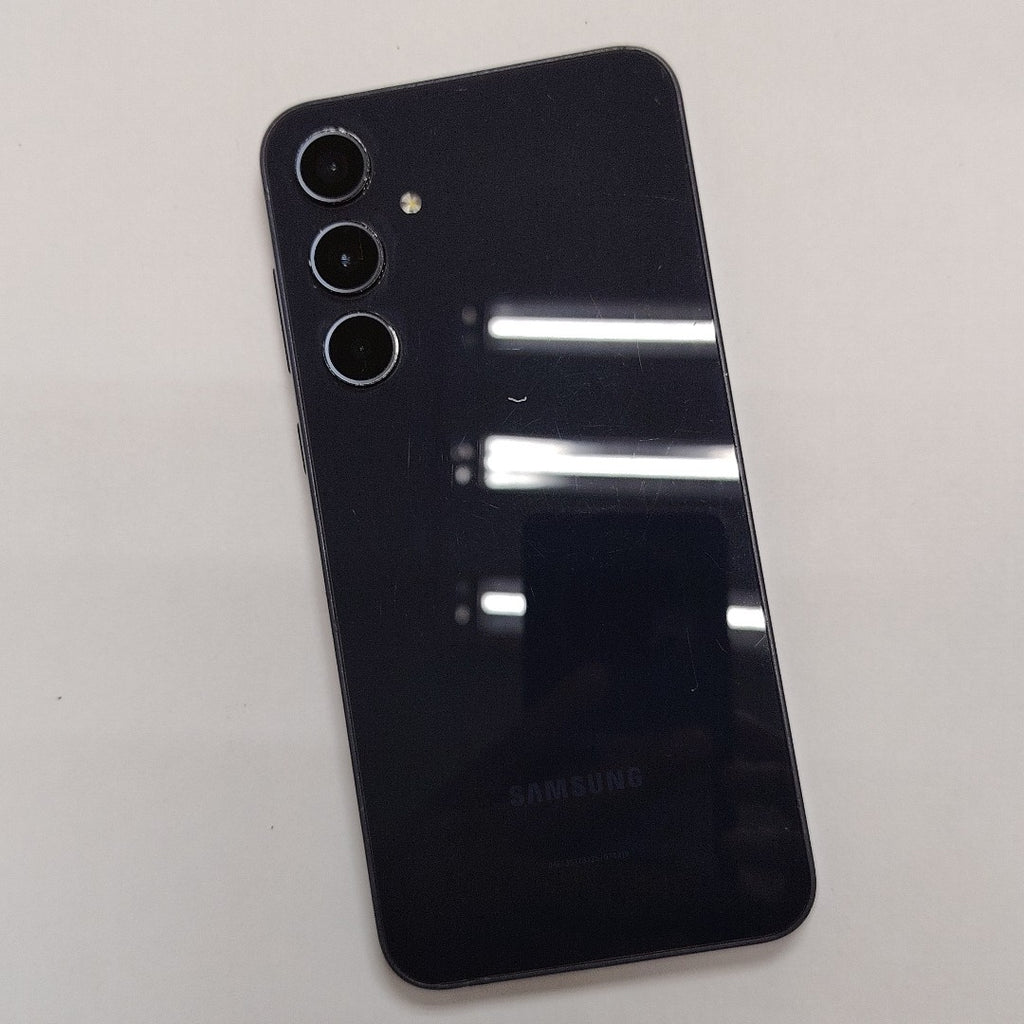 CELULAR SAMSUNG GALAXY A35 5G SM-A356U (2024) 128 GB 6 GB RAM (SEMINUEVO)