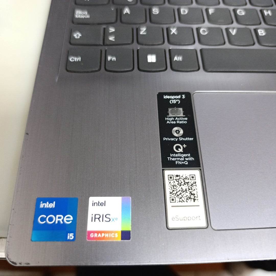 LAPTOP LENOVO IDEAPAD 3 14ITL6 (2023) 512 GB SSD 8 GB RAM (SEMINUEVO)