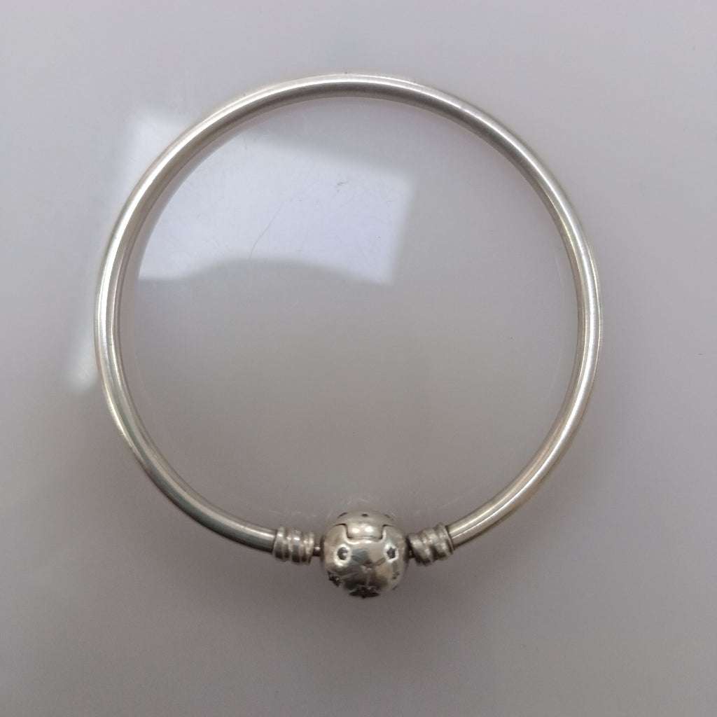 PULSERA RIGIDA PLATA 8.7 GRMS (SEMINUEVO)