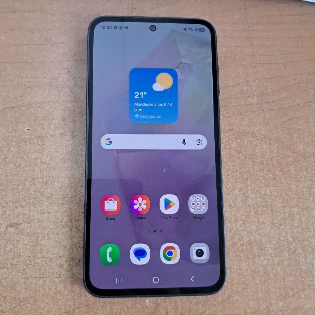 CELULAR SAMSUNG GALAXY A55 5G SM-A556E (2024) 128 GB 8 GB RAM (SEMINUEVO)