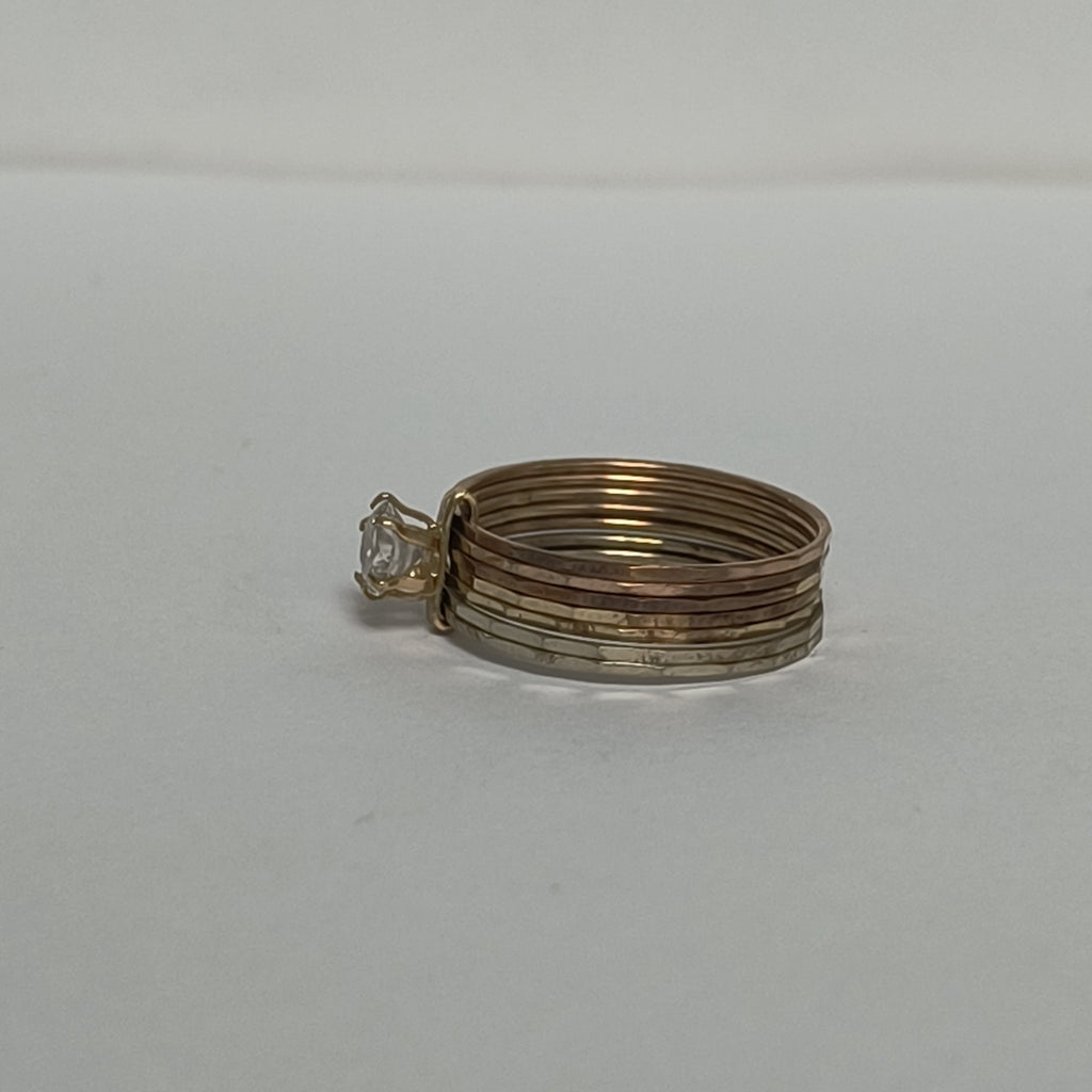 ANILLITO ORO 10 K 2.7 GRMS (SEMINUEVO)