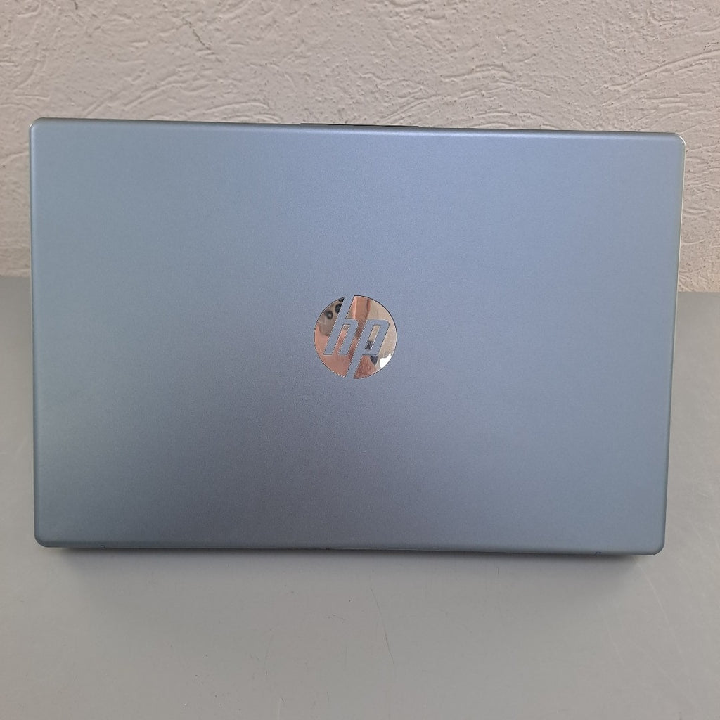 LAPTOP HP 14-EM0017LA (2024) 512 GB SSD 8 GB RAM (SEMINUEVO)