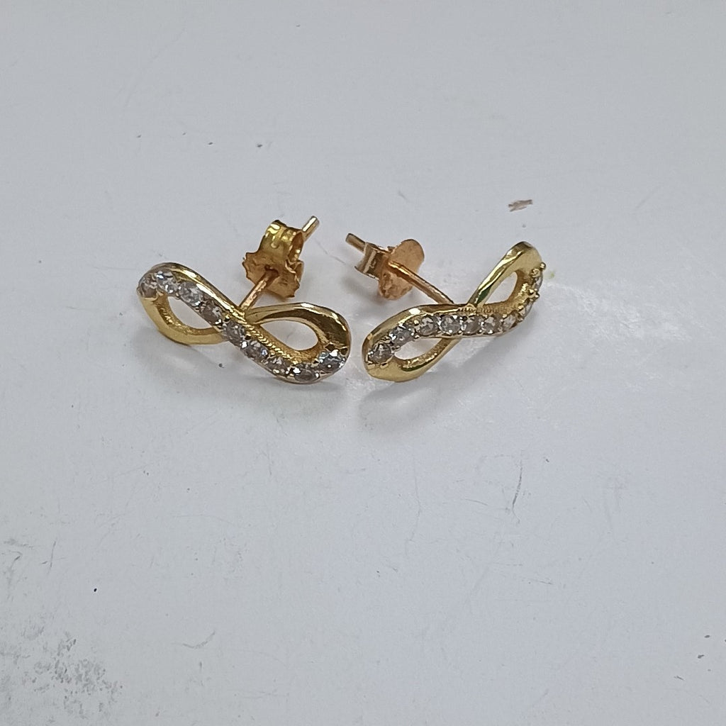 ARETES PAR ORO 14 K 1.4 GRMS (SEMINUEVO)