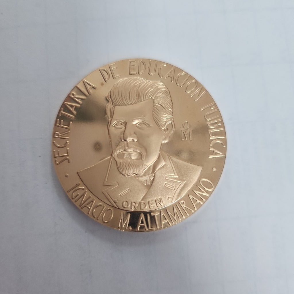 MEDALLA CONMEMORATIVA ORO 21 K 42,00 GRMS (SEMINUEVO)