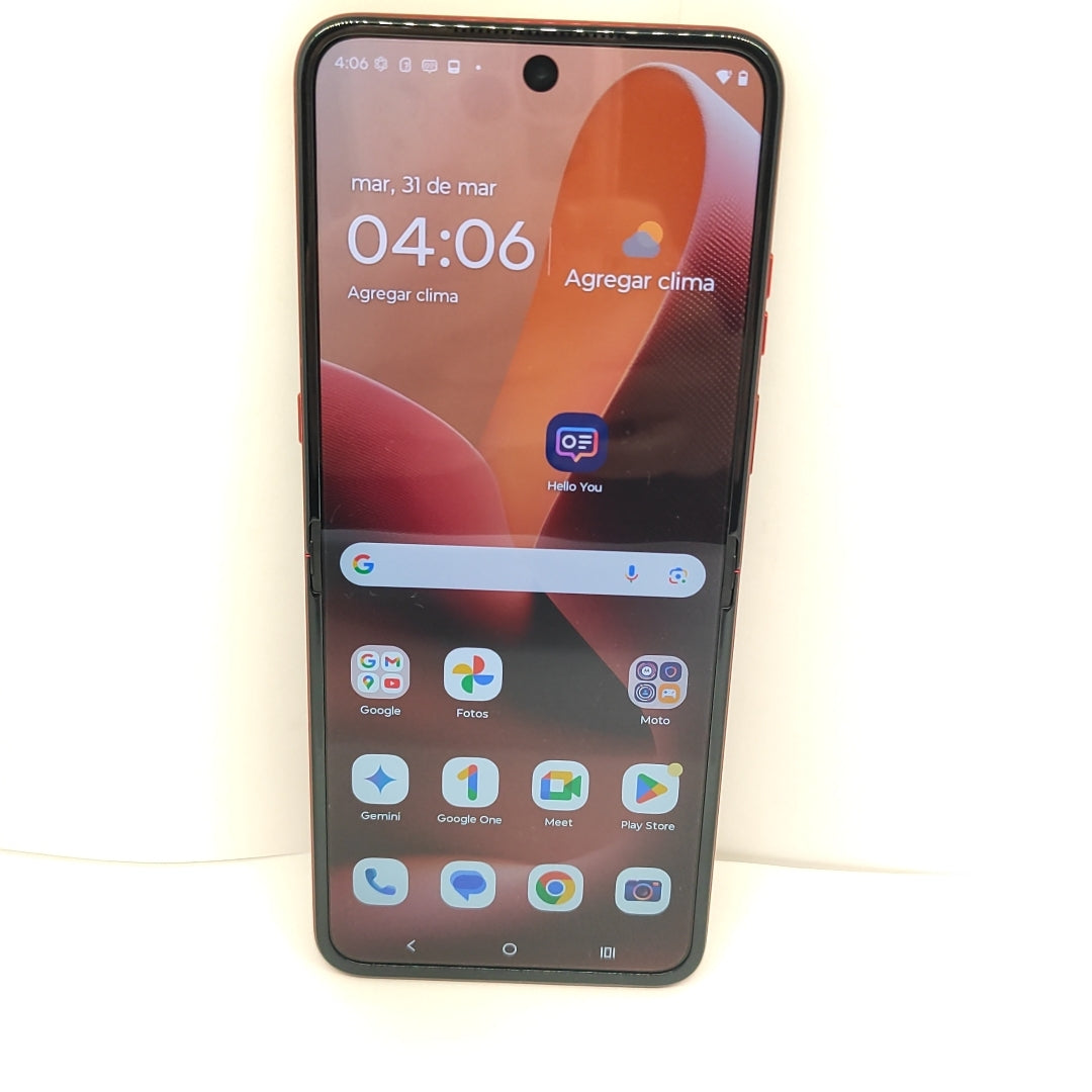 CELULAR MOTOROLA MOTO RAZR 60 ULTRA XT2551-6 (2025) 1 TB 16 GB RAM (SEMINUEVO)