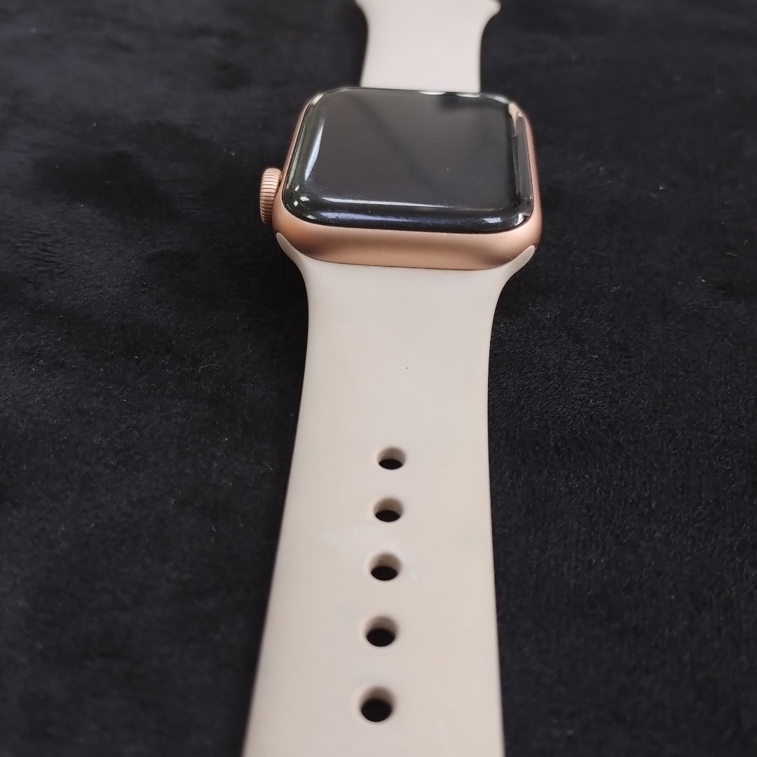 SMARTWATCH APPLE SE ALUMINIO A2351 40 MM GPS (SEMINUEVO)