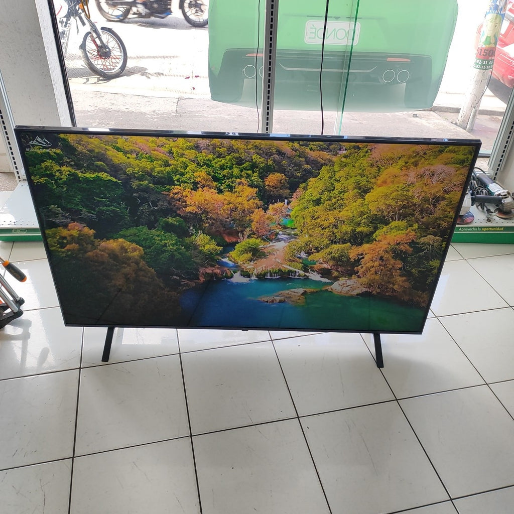 PANTALLA LG 55UR7800PSB (2024) 55" LED 4K (SEMINUEVO)
