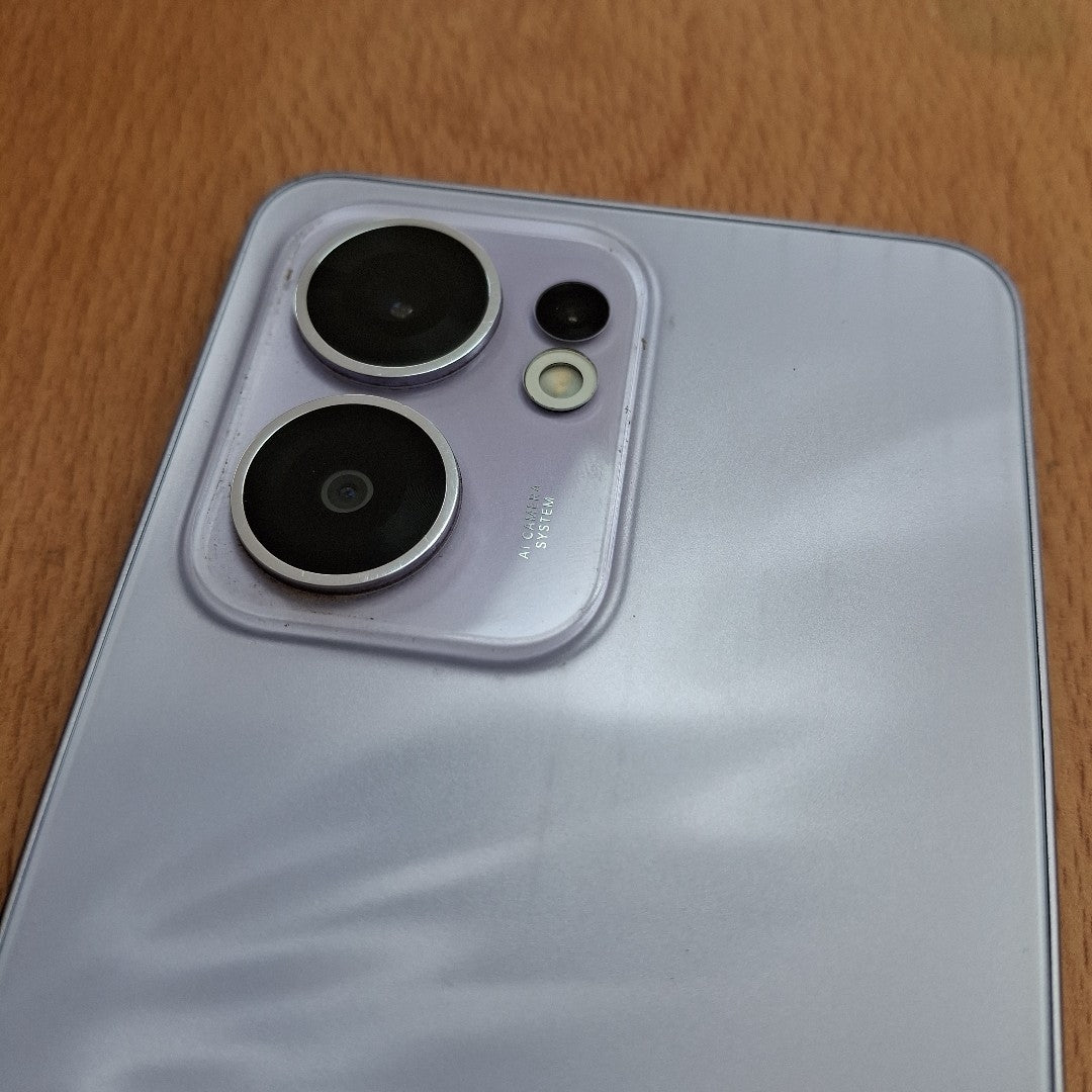 CELULAR OPPO  RENO 13F 5G CPH2699 (2025) 256 GB 12 GB RAM (SEMINUEVO)