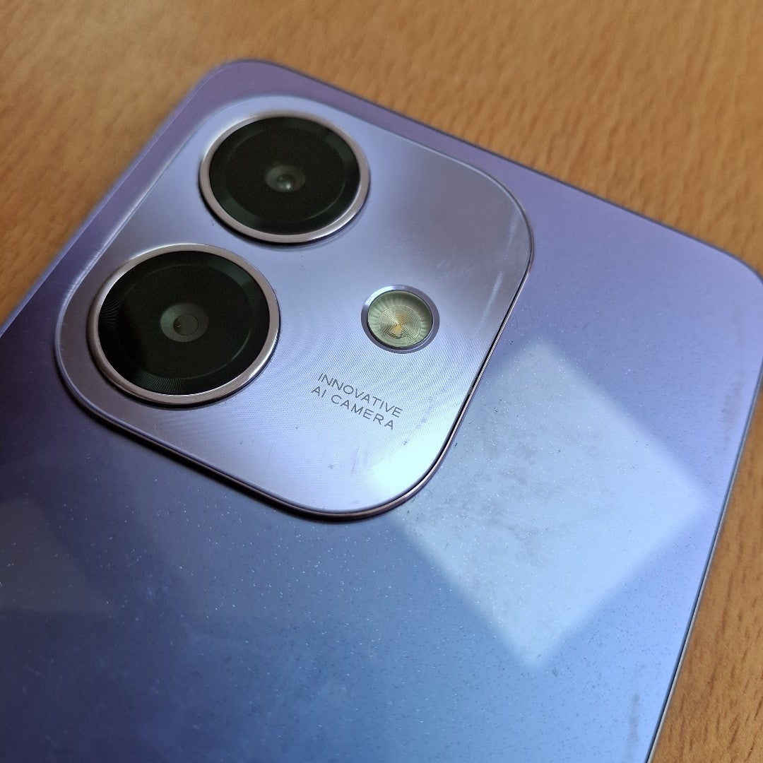 CELULAR OPPO  A40 CPH2669 (2024) 256 GB 4 GB RAM (SEMINUEVO)