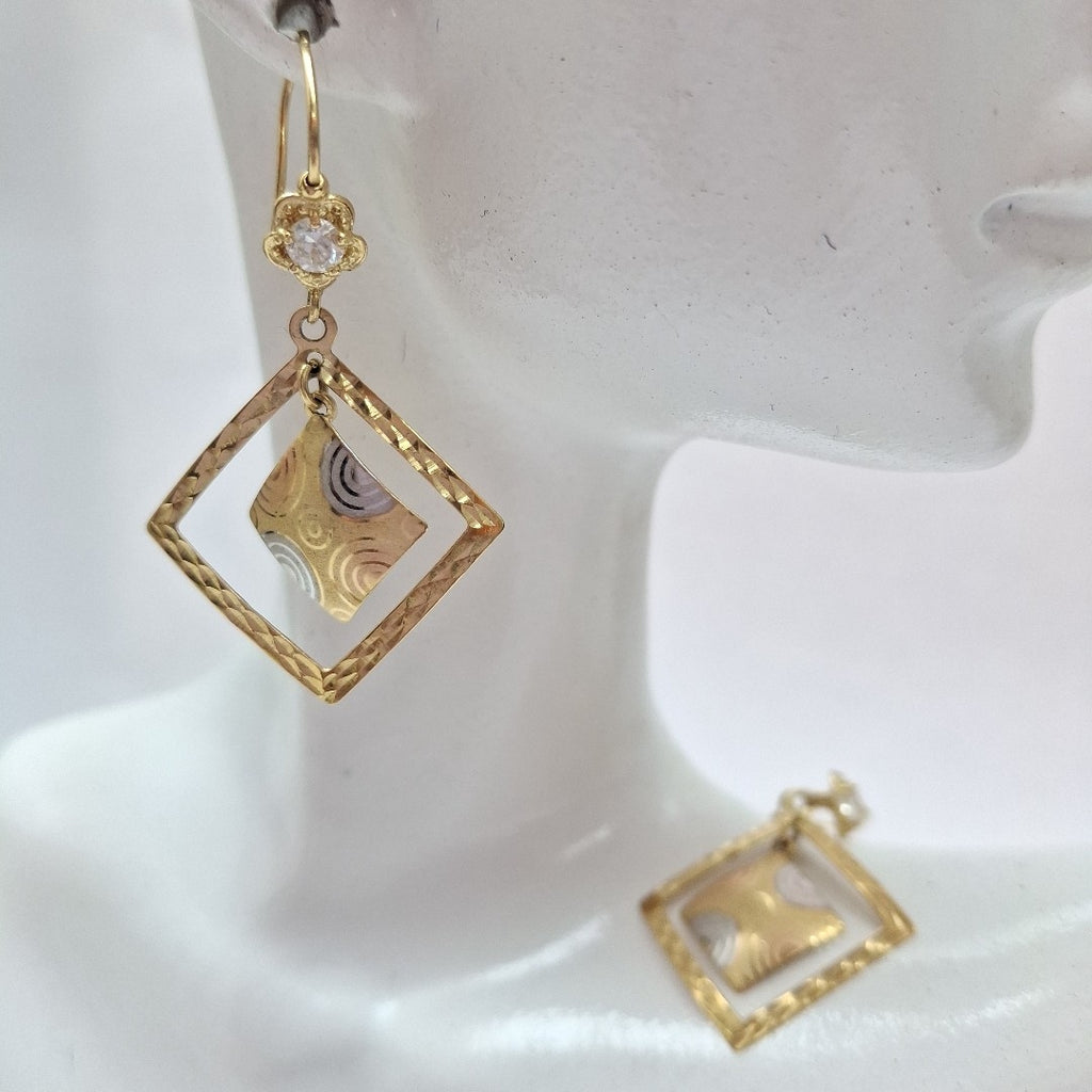 ARETES PAR ORO 14 K 2.6 GRMS (SEMINUEVO)