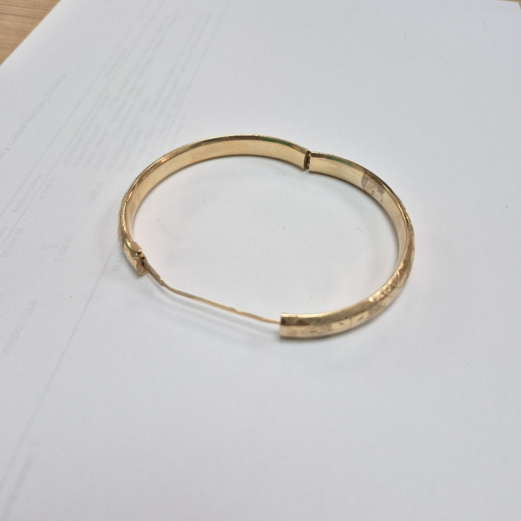 PULSERA RIGIDA ORO 10 K 8.3 GRMS (SEMINUEVO)