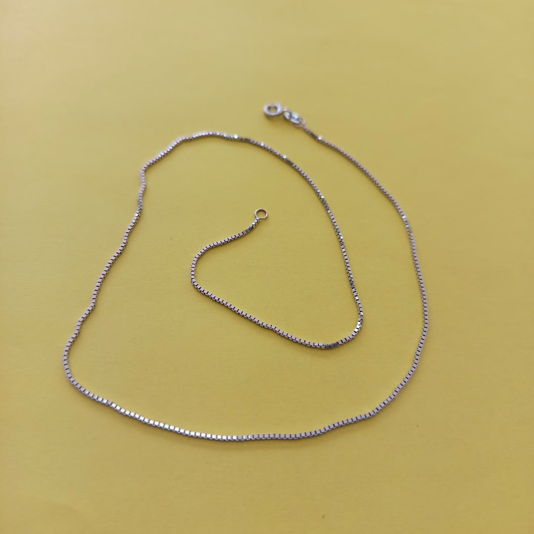 CADENA ORO BLANCO 14 K 2.6 GRMS (SEMINUEVO)