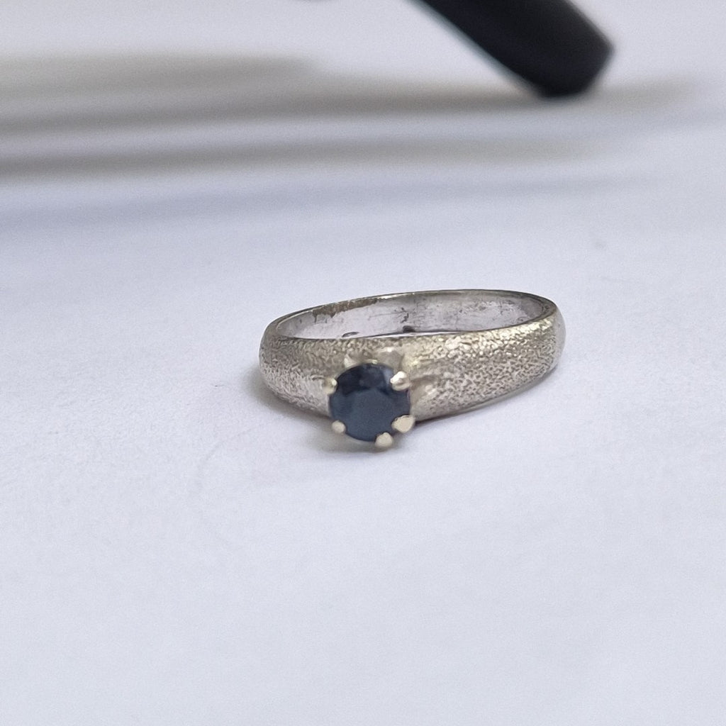 ANILLITO ORO, ORO BLANCO 14 K 3.8 GRMS (SEMINUEVO)