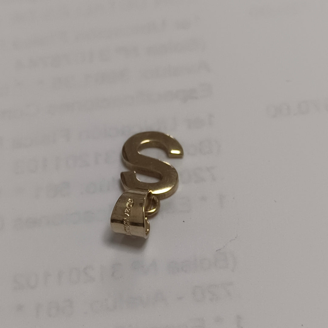DIJE ORO 10 K 0.7 GRMS (SEMINUEVO)