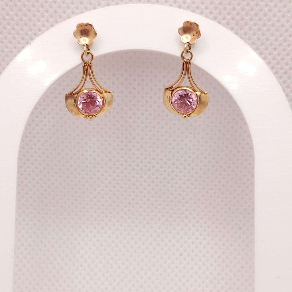 ARETES PAR ORO 14 K 1.8 GRMS (SEMINUEVO)
