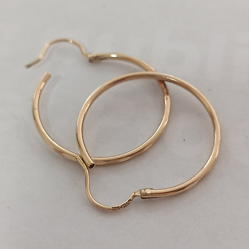ARRACADAS PAR ORO 14 K 1.8 GRMS (SEMINUEVO)