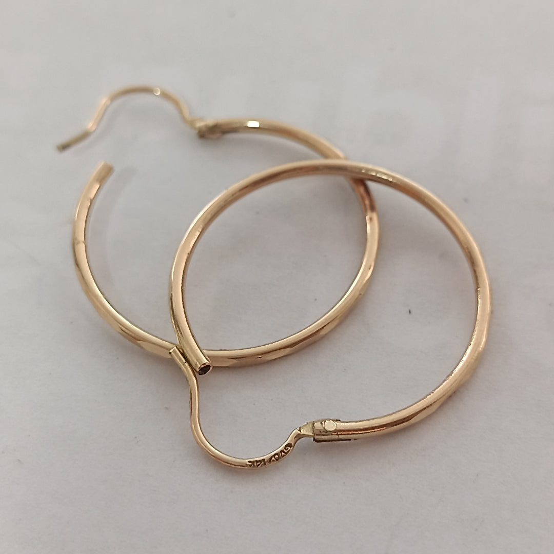 ARRACADAS PAR ORO 14 K 1.8 GRMS (SEMINUEVO)