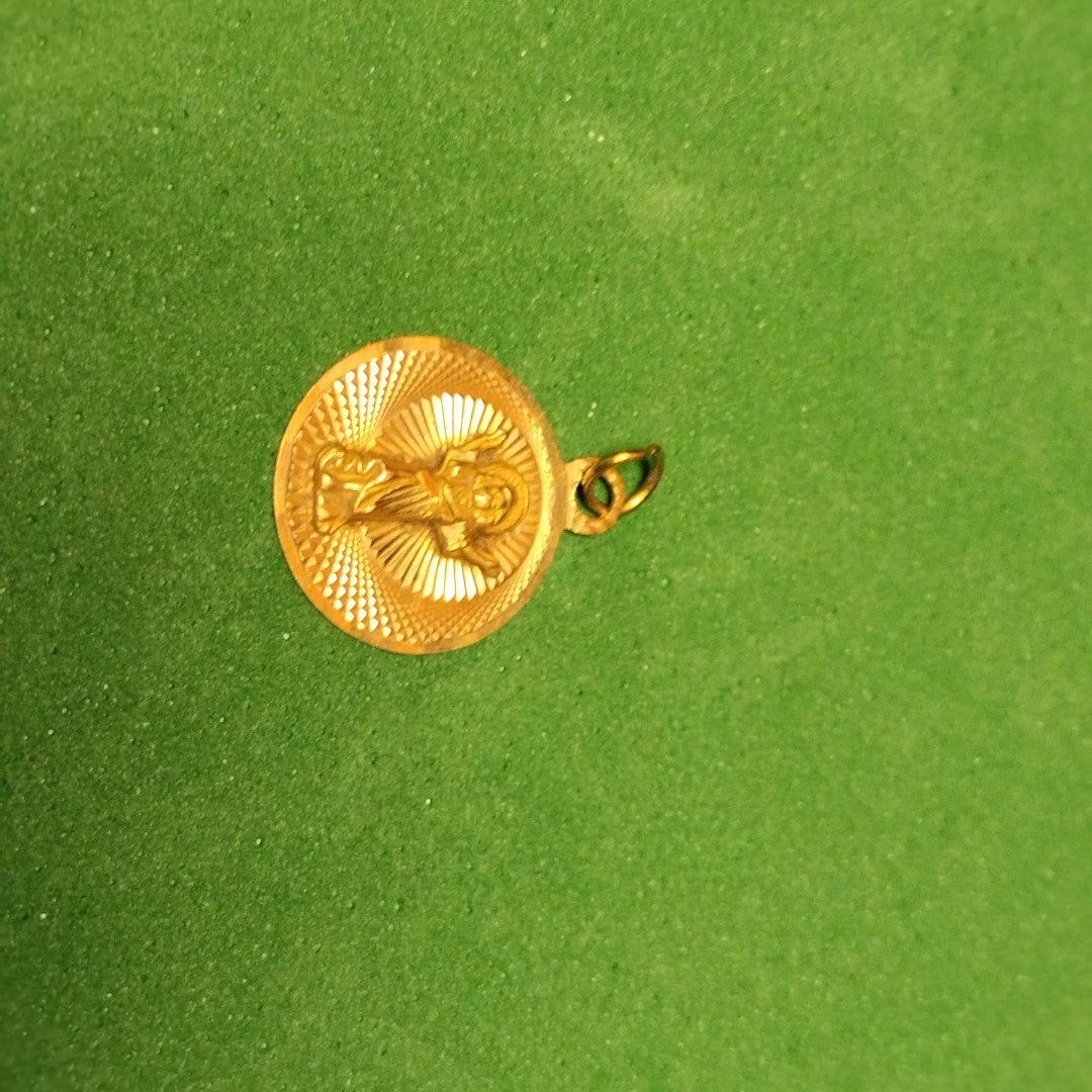 DIJE ORO 10 K 0.9 GRMS (SEMINUEVO)