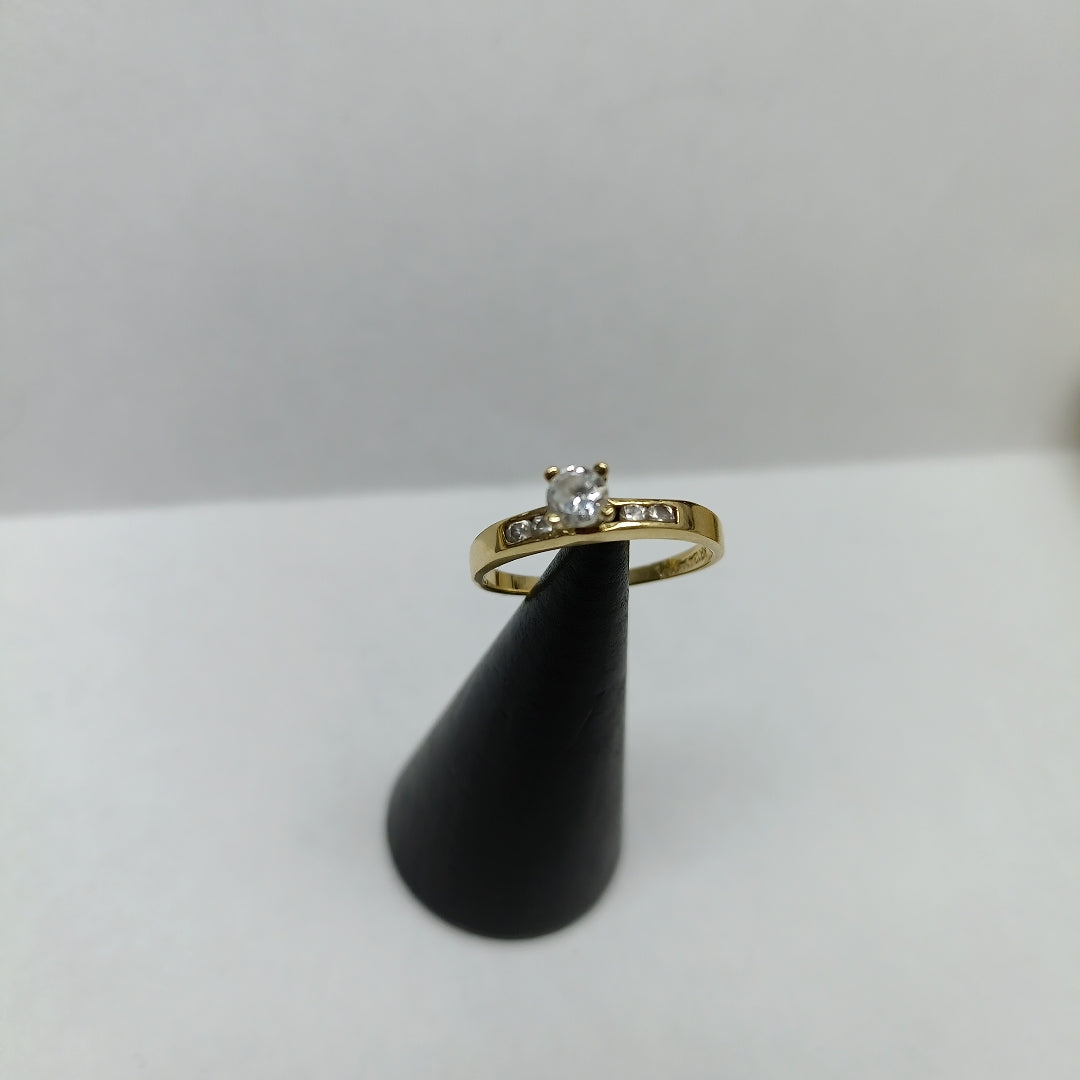 SOLITARIO ORO 14 K 1.9 GRMS (SEMINUEVO)