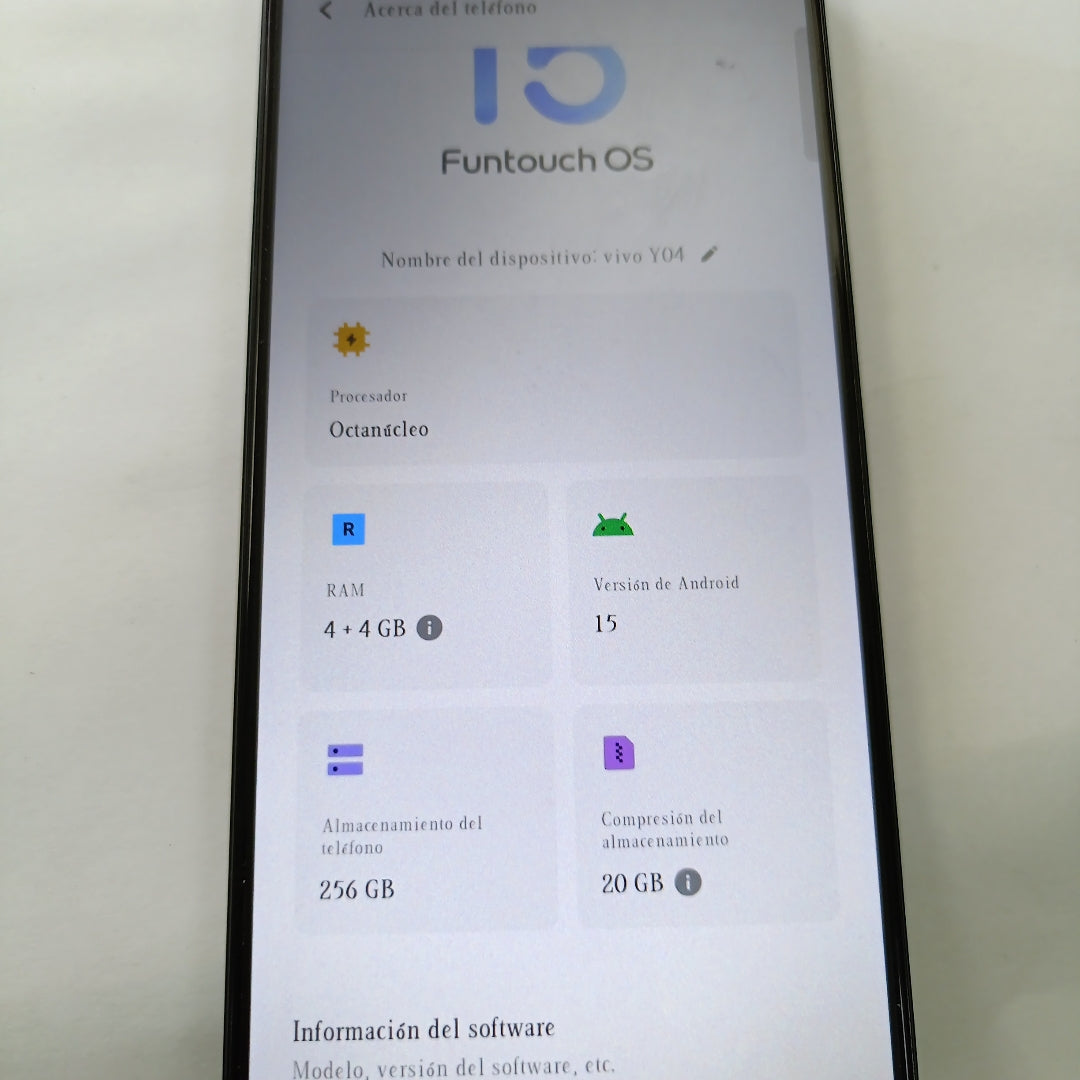 CELULAR VIVO Y04 V2430 (2025) 256 GB 4 GB RAM (SEMINUEVO)