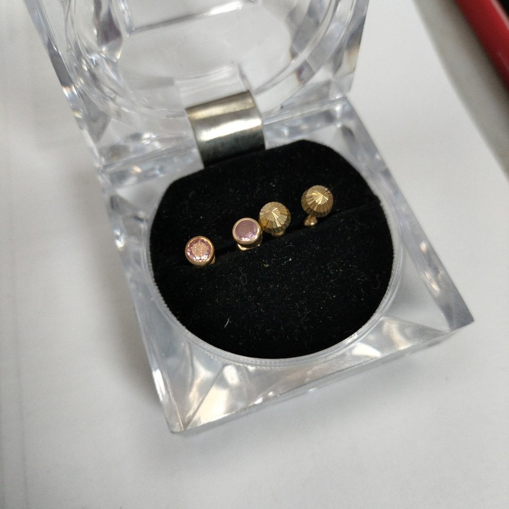 ARETES PAR ORO 10 K 0.6 GRMS (SEMINUEVO)