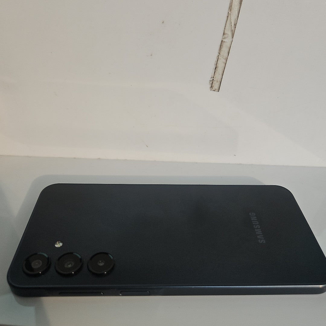 CELULAR SAMSUNG GALAXY A16 SM-A165M (2024) 128 GB 4 GB RAM (SEMINUEVO)