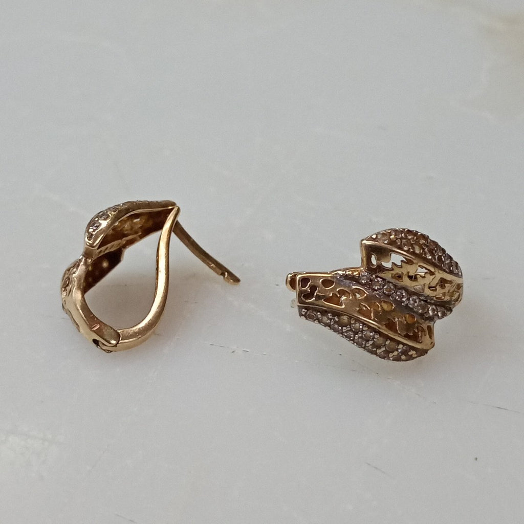 ARETES PAR ORO 10 K 2.7 GRMS (SEMINUEVO)